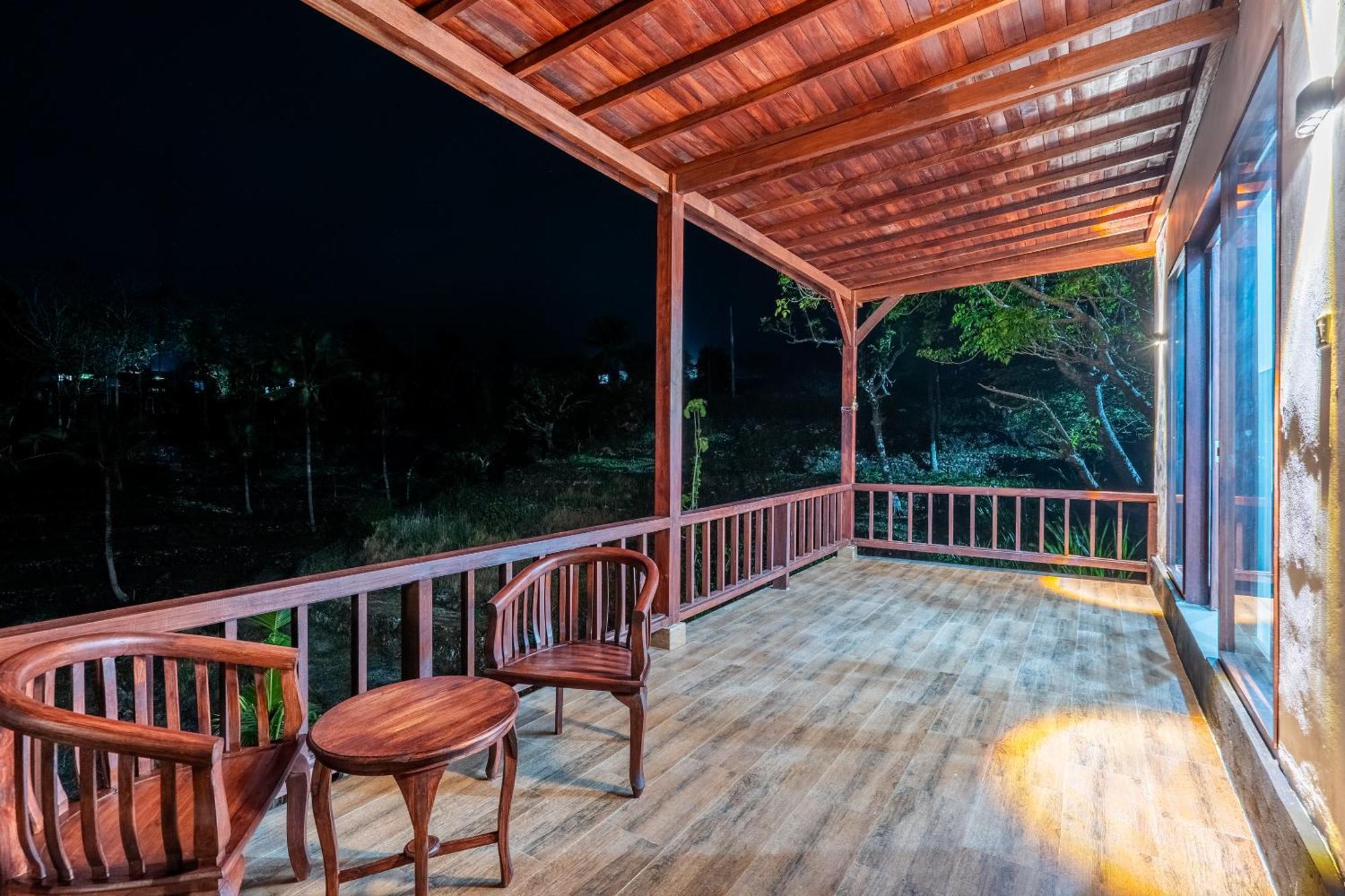 Nusa Penida Pini Sentana Tanglad Room photo